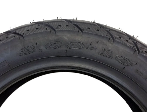 *MB* Tire 3.00-10 Tubeless. STREET