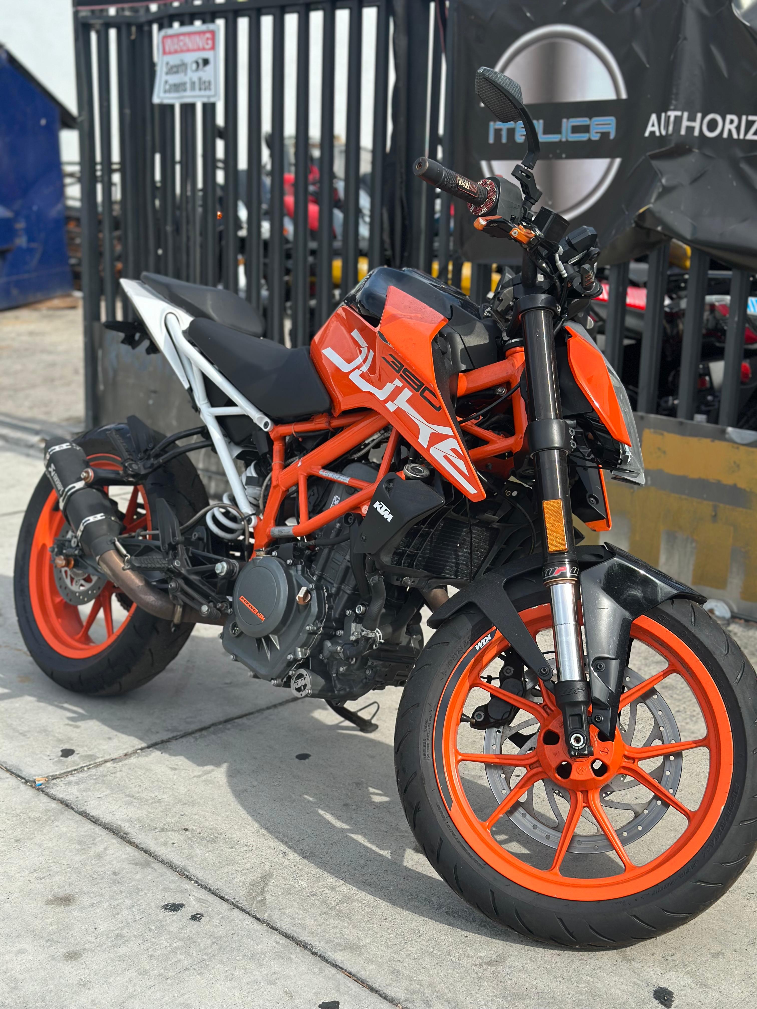 2019 KTM DUKE 390cc