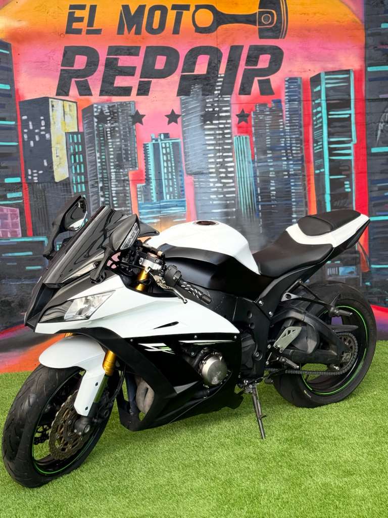 2014 Kawasaki ZX10R 1000cc