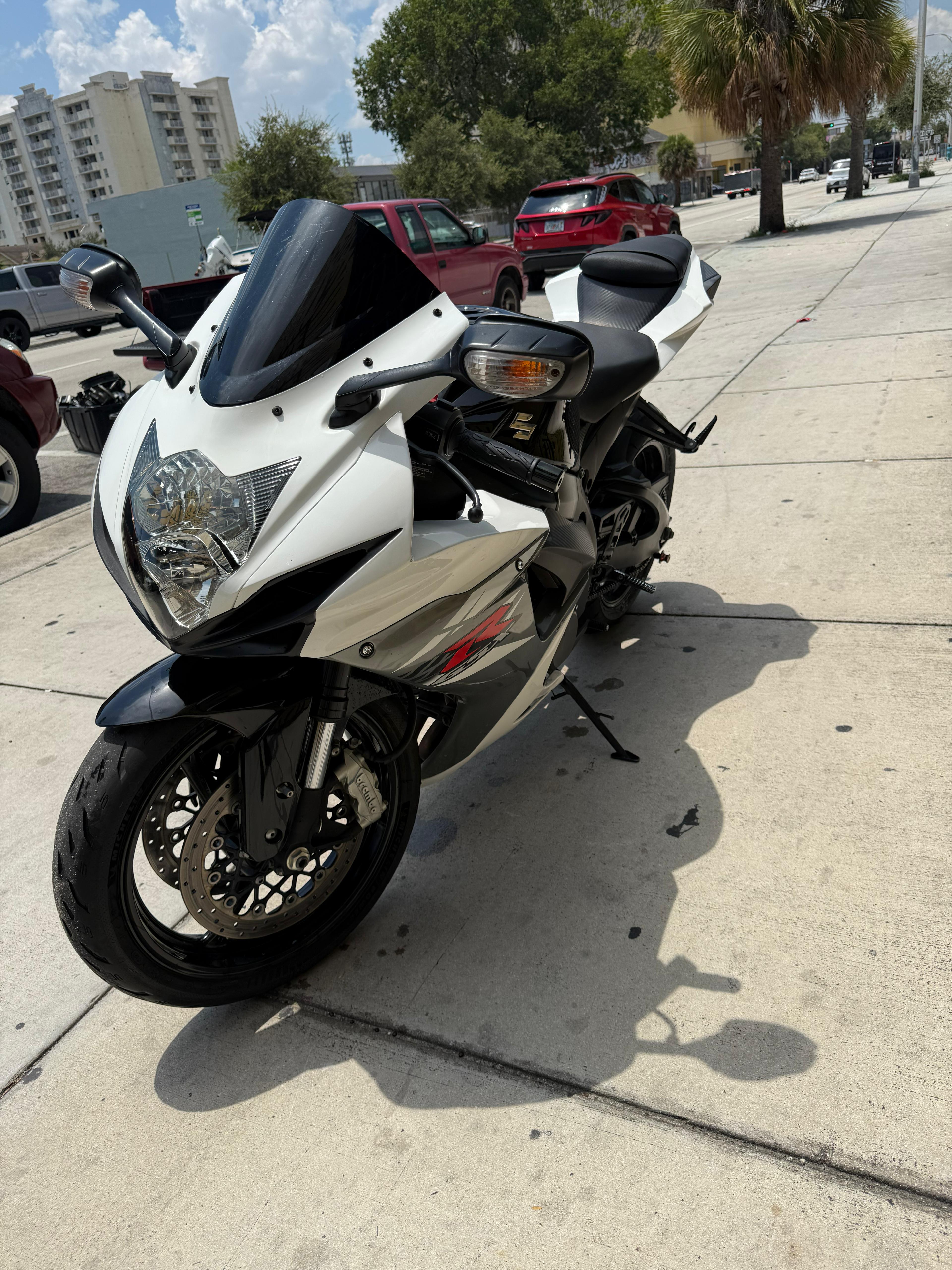 2017 Suzuki GSX 600cc