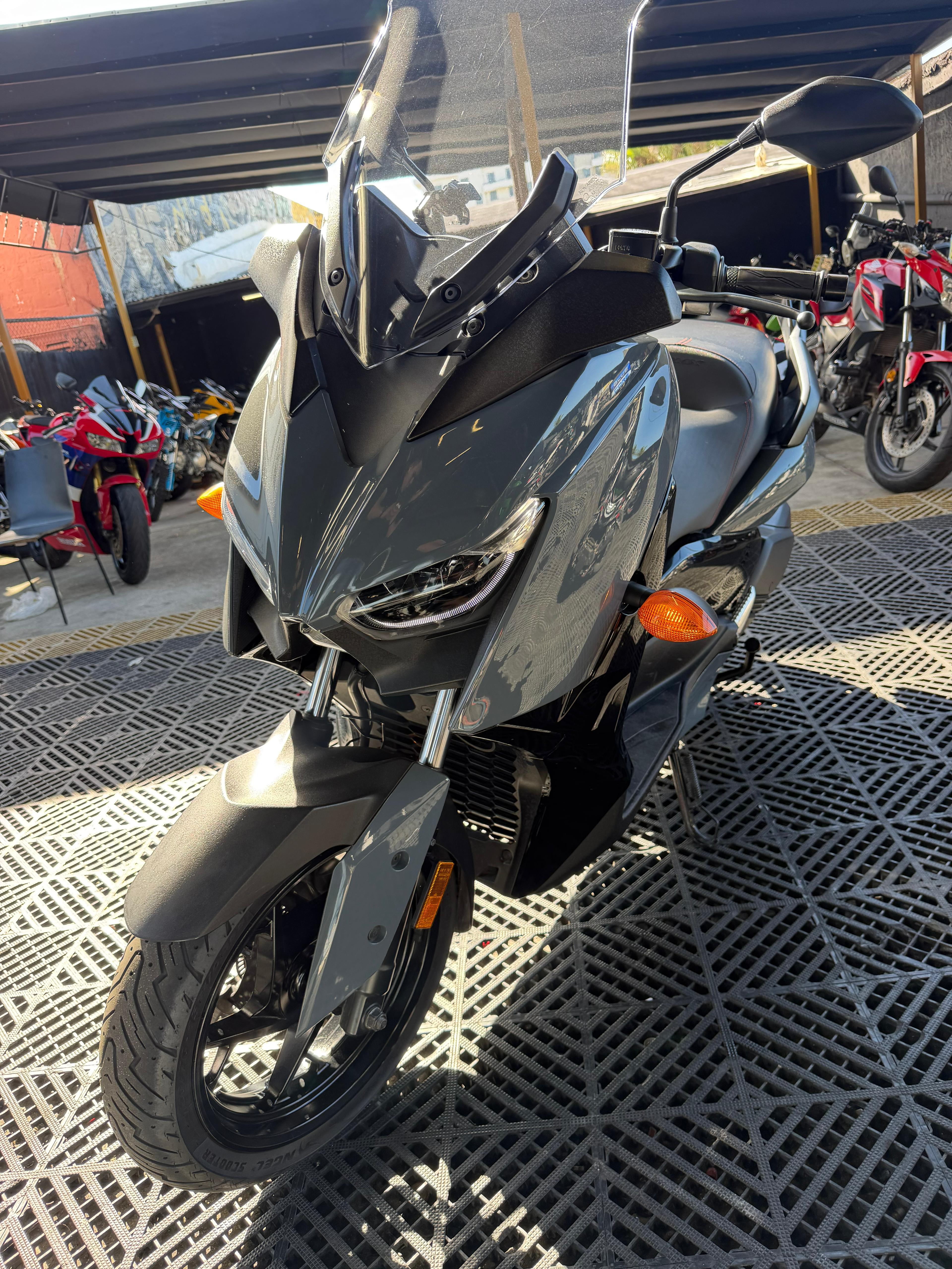 2022 Yamaha XMAX 300cc