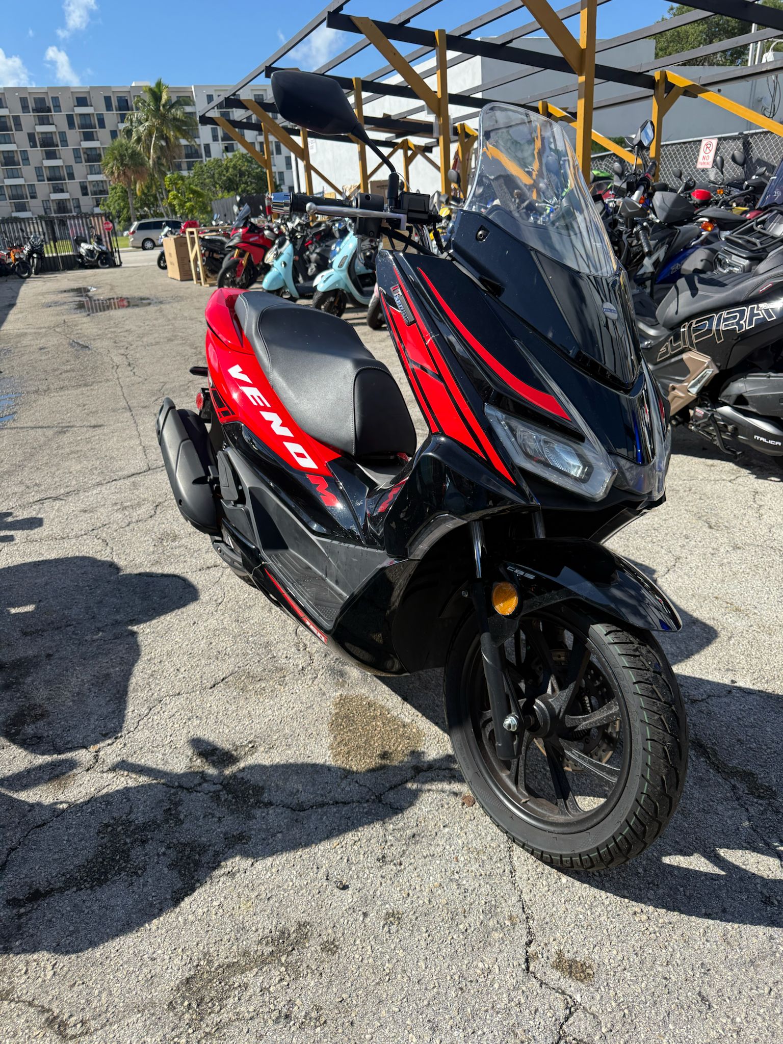 2024 VENOM(USADA) 200cc