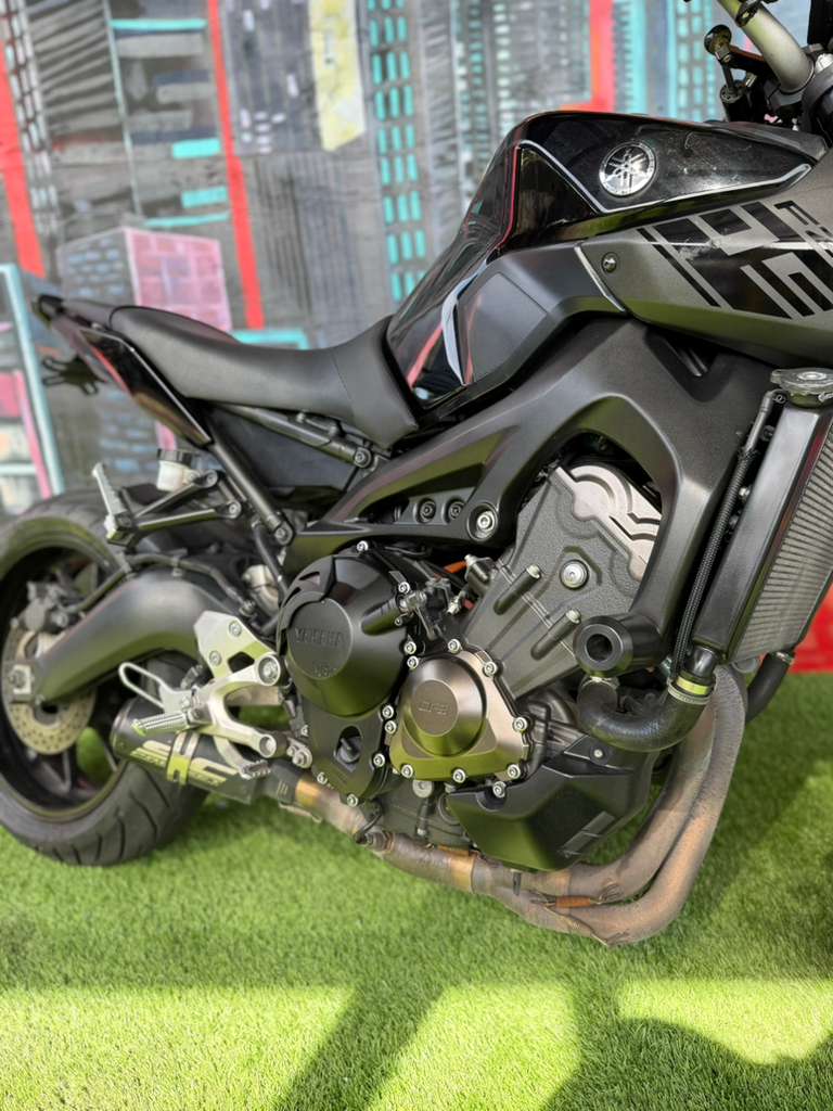 2016 Yamaha FZ 900cc