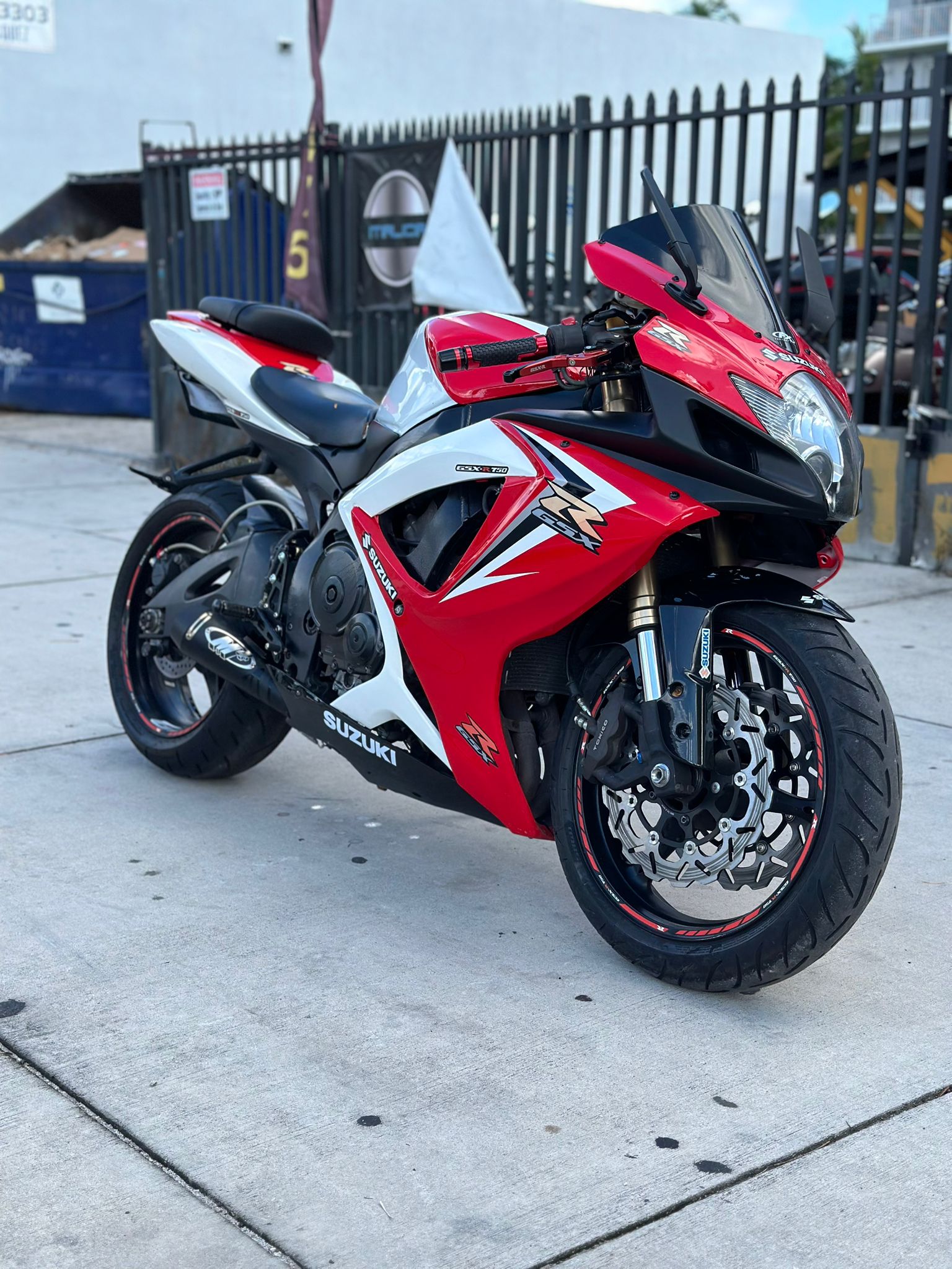 Suzuki GSX