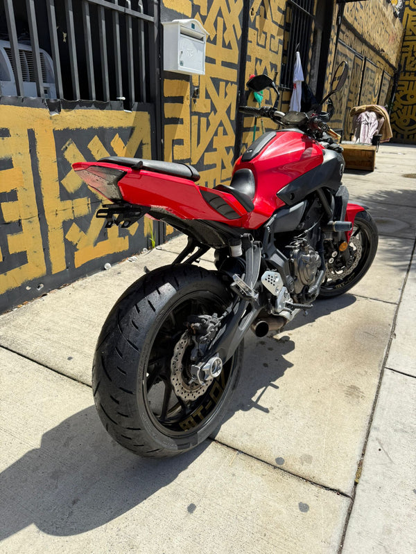 2016 Yamaha FZ 07 700cc