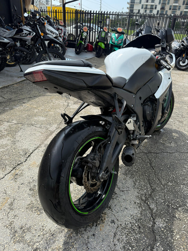 2014 Kawasaki z10r 1000cc