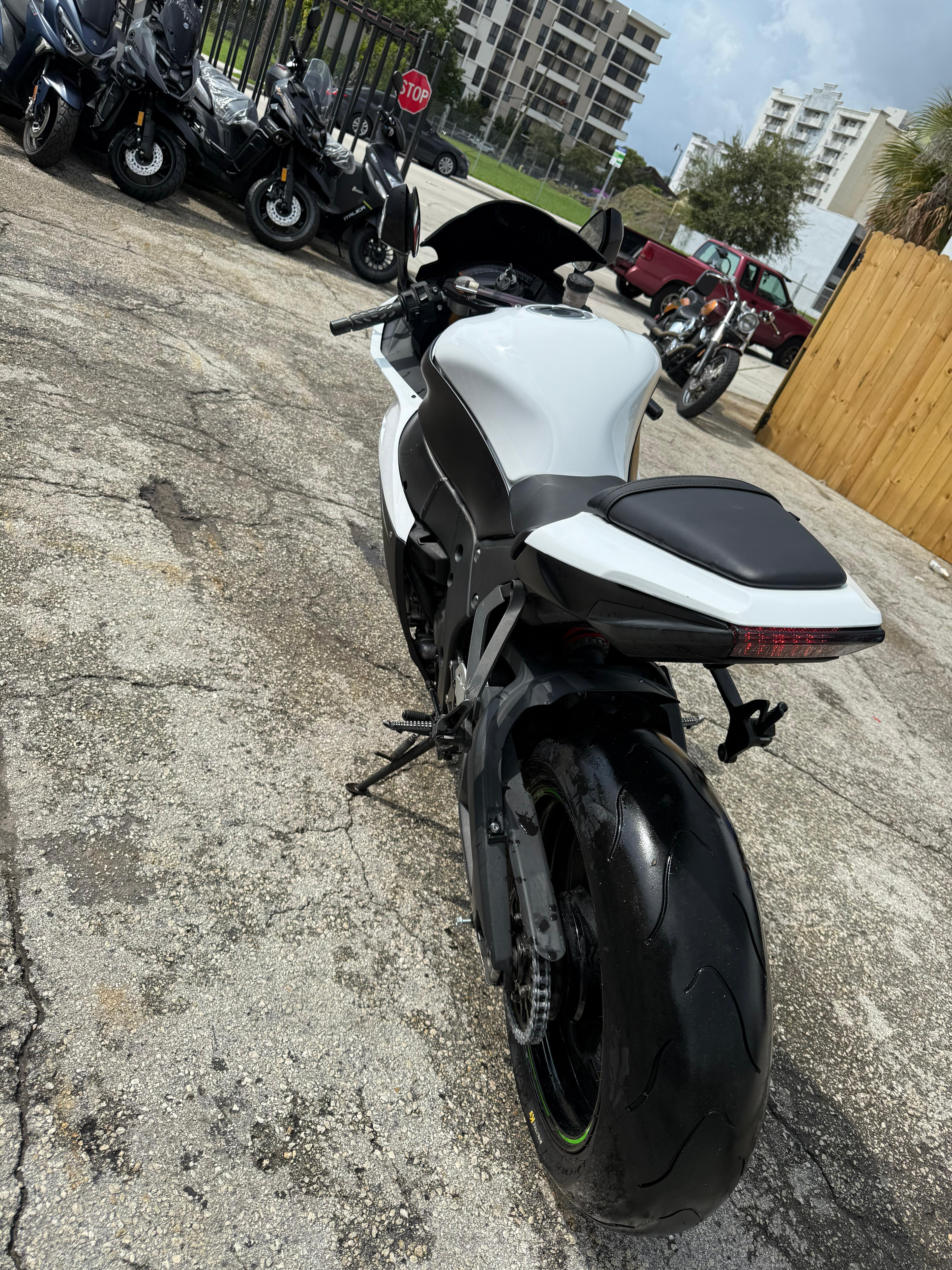 2014 Kawasaki z10r 1000cc