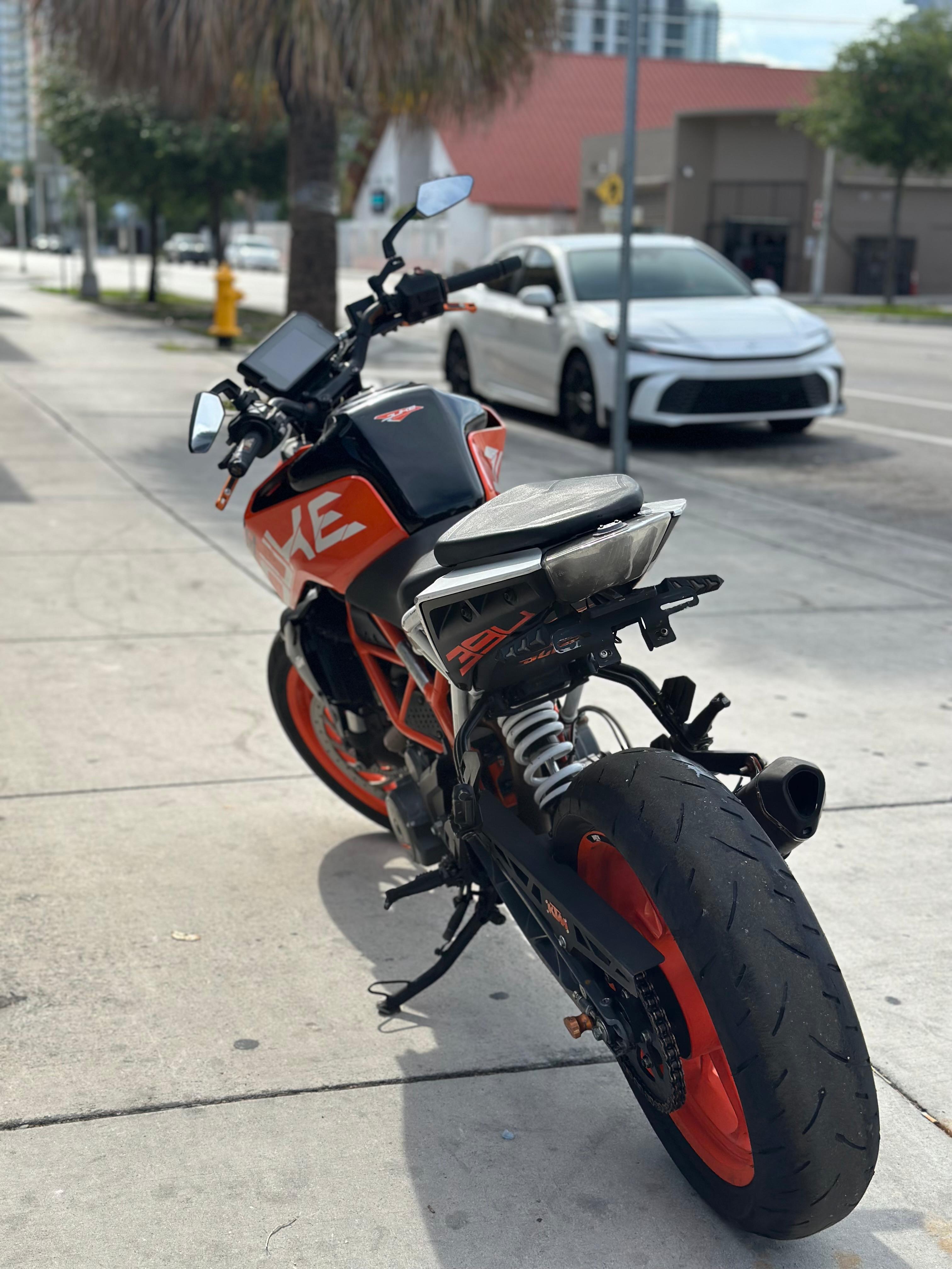 2019 KTM DUKE 390cc