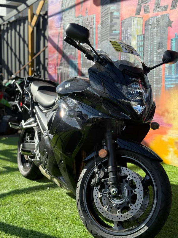 2011 Suzuki GSX  1250cc