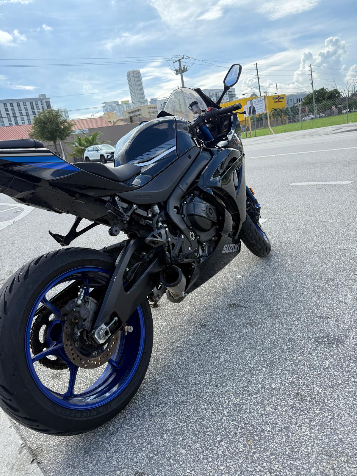 2018 Suzuki GSX  1000cc