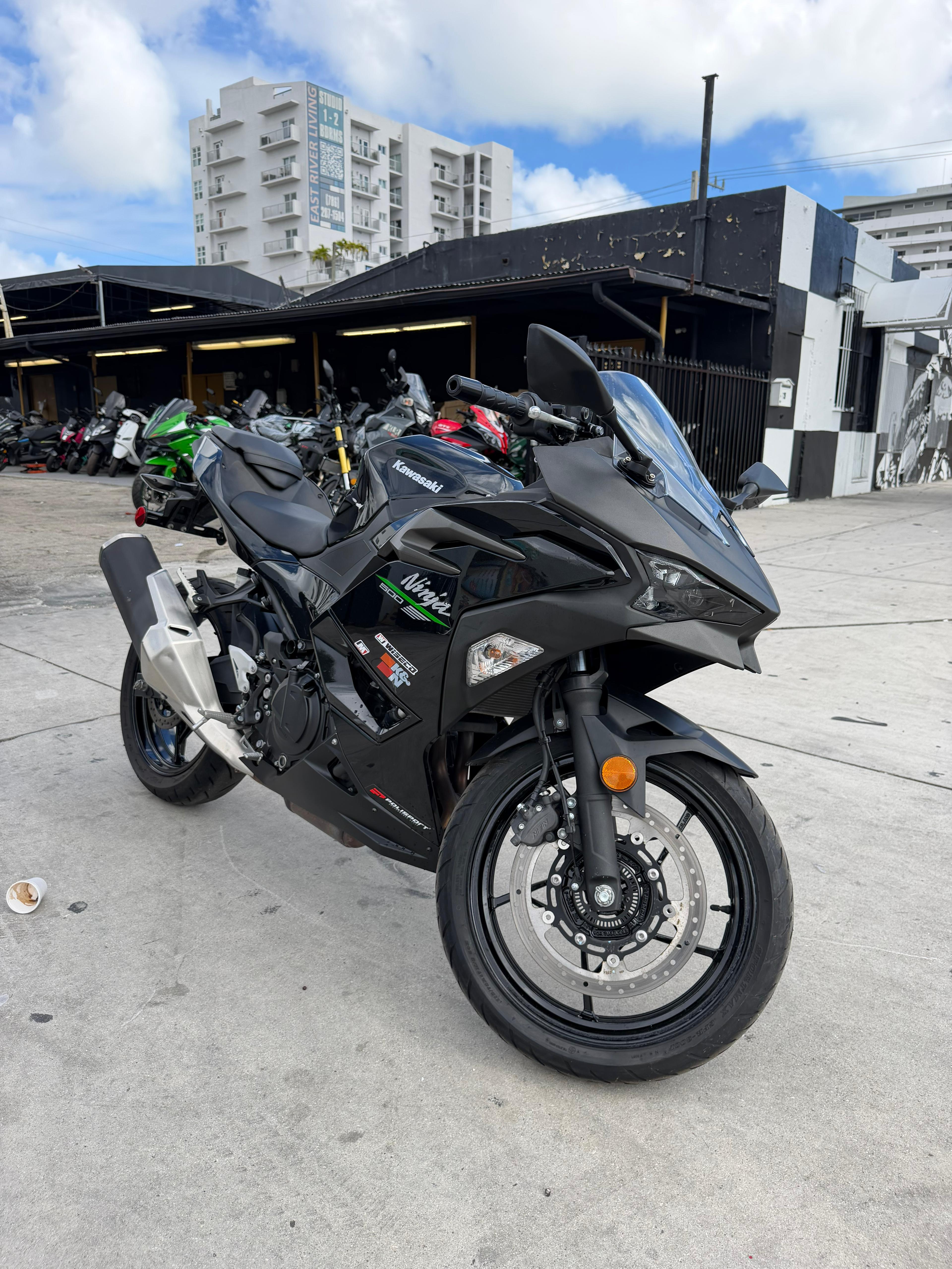 2024 Kawasaki ninja  500cc